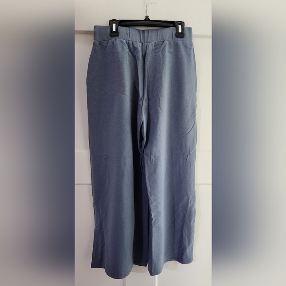 Lisa Rinna Collection culottes with hem detail.  Size XX small.  Nwot - Picture 2 of 2